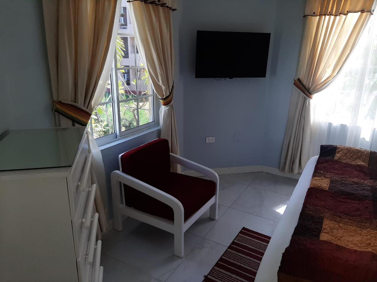 Appartement Marchabell By The Sea E22 à Ocho Ríos Extérieur photo